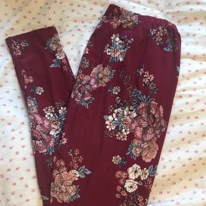 Magenta floral leggings